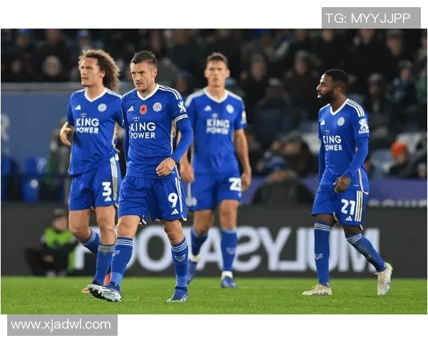 伊普斯维奇与西旺西的精彩对决揭示英冠联赛的激烈竞争与球队实力较量