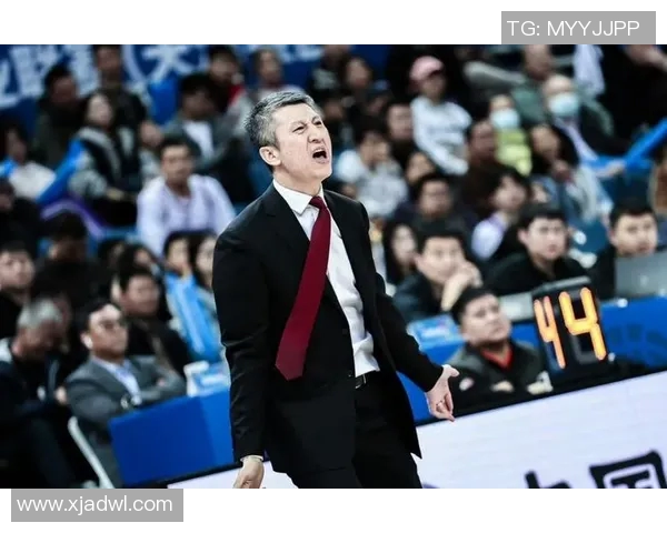 四川队与首钢队激战正酣谁能在这场对决中赢得胜利的荣耀